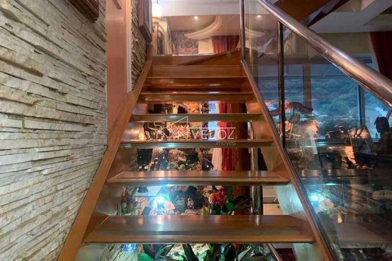 Cobertura, 3 quartos, 310 m² - Foto 27