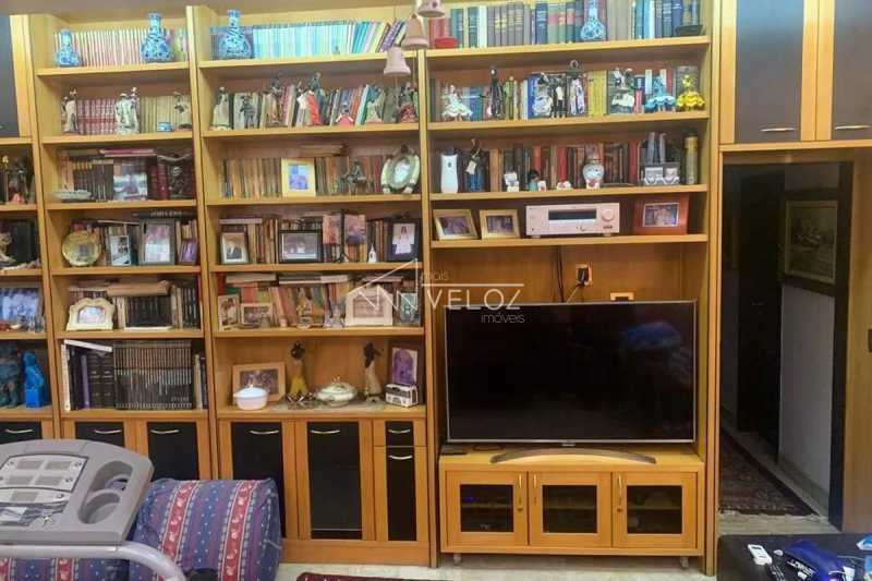 Cobertura, 3 quartos, 310 m² - Foto 2