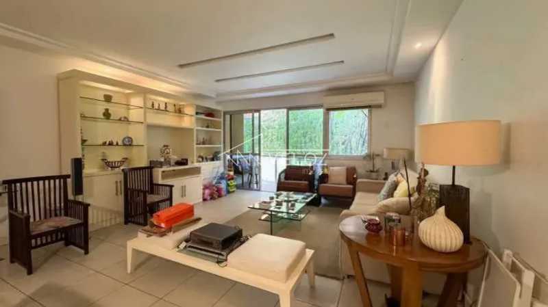 Apartamento, 3 quartos, 152 m² - Foto 2