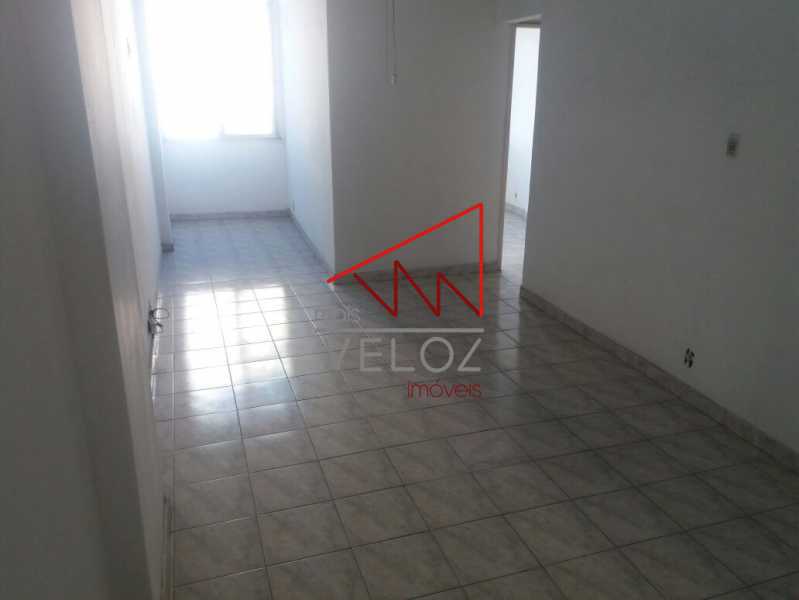 Apartamento à venda com 1 quarto, 45m² - Foto 11