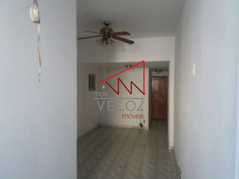 Apartamento à venda com 1 quarto, 45m² - Foto 9