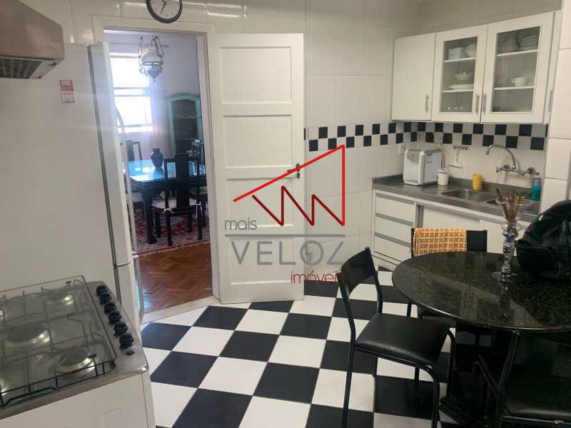 Apartamento à venda com 3 quartos, 132m² - Foto 18