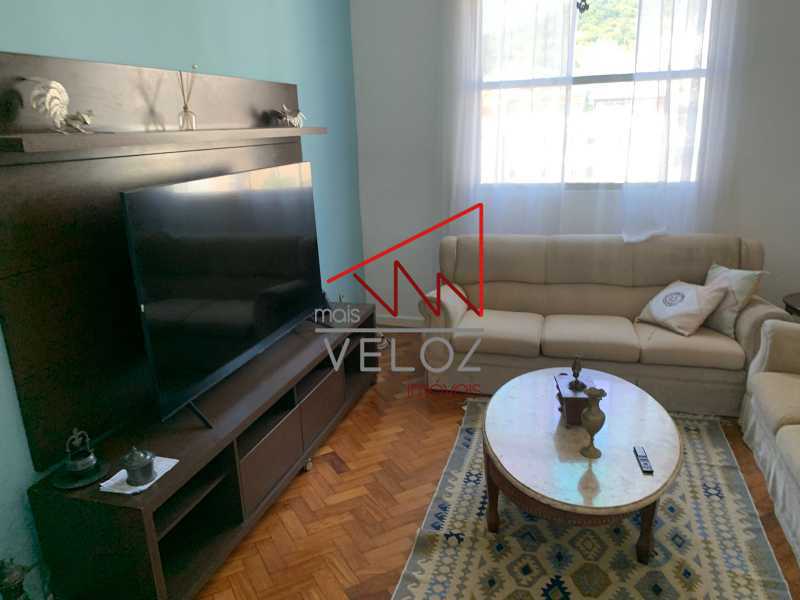 Apartamento à venda com 3 quartos, 132m² - Foto 2