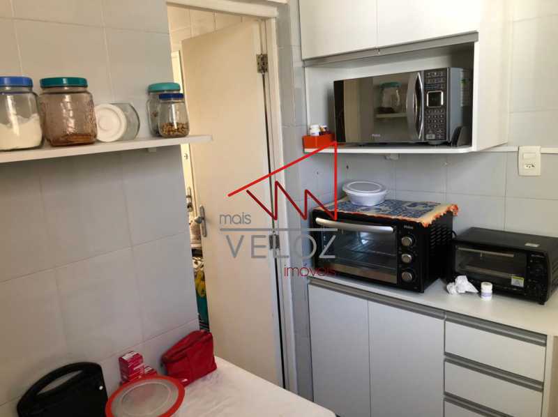 Apartamento à venda com 1 quarto, 56m² - Foto 14