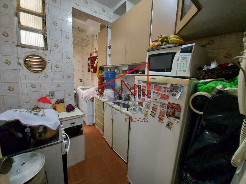 Apartamento à venda com 1 quarto, 45m² - Foto 13