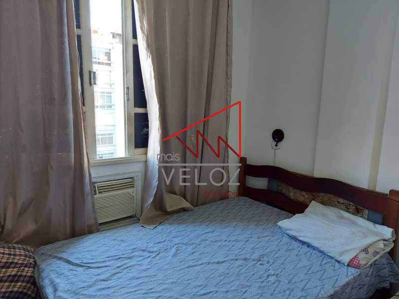 Apartamento à venda com 1 quarto, 45m² - Foto 12