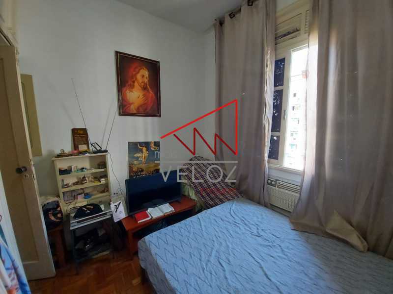 Apartamento à venda com 1 quarto, 45m² - Foto 9