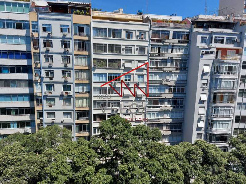 Apartamento à venda com 1 quarto, 45m² - Foto 19