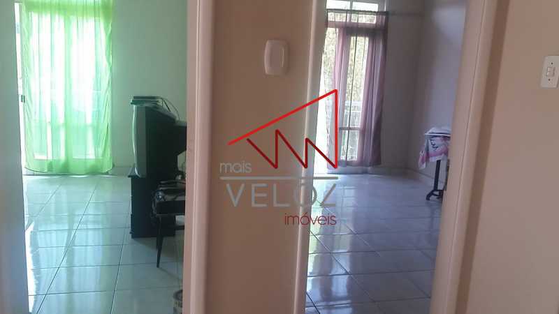 Casa à venda com 4 quartos, 200m² - Foto 14