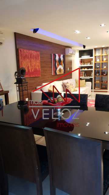 Cobertura à venda com 4 quartos, 380m² - Foto 4