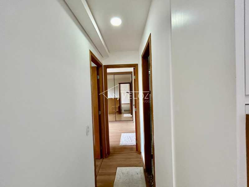 Apartamento à venda com 2 quartos, 77m² - Foto 9