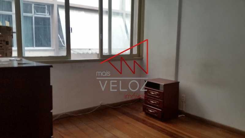 Apartamento à venda com 2 quartos, 64m² - Foto 7