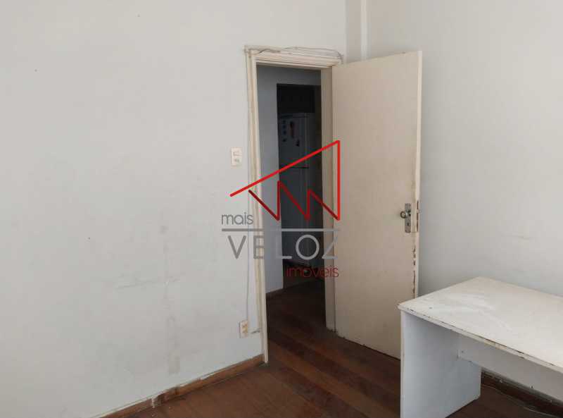 Apartamento à venda com 2 quartos, 64m² - Foto 10