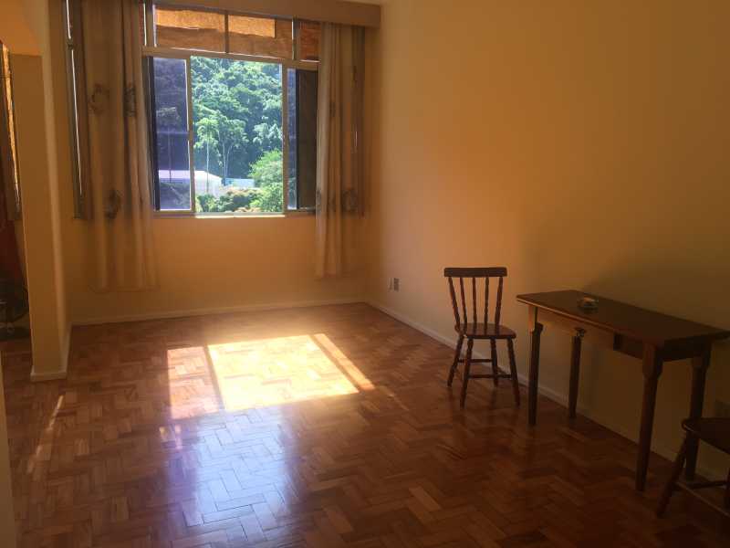 Apartamento à venda com 3 quartos, 120m² - Foto 2