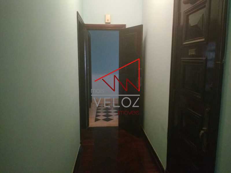 Apartamento à venda com 5 quartos, 260m² - Foto 12