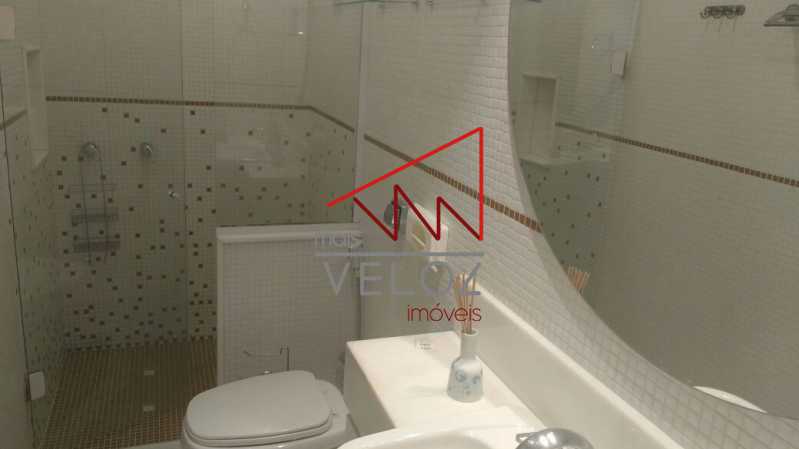 Apartamento à venda com 3 quartos, 160m² - Foto 11