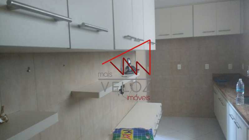 Apartamento à venda com 3 quartos, 160m² - Foto 17