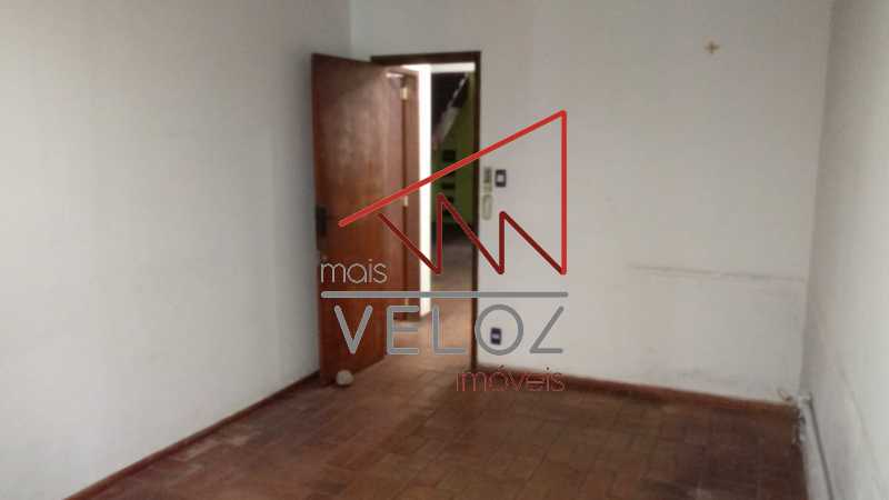 Casa à venda com 3 quartos, 369m² - Foto 17