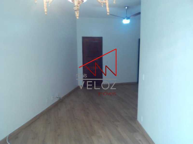 Apartamento à venda com 3 quartos, 140m² - Foto 9