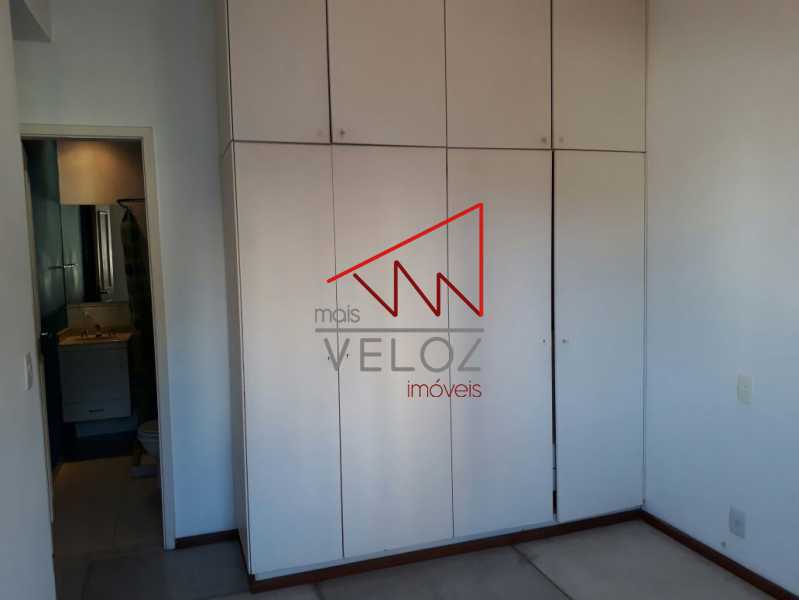 Apartamento à venda com 2 quartos, 60m² - Foto 9