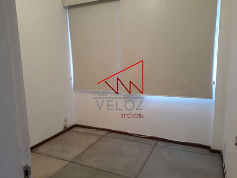 Apartamento à venda com 2 quartos, 60m² - Foto 11