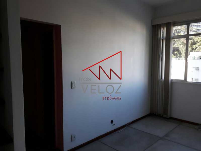 Apartamento à venda com 2 quartos, 60m² - Foto 7