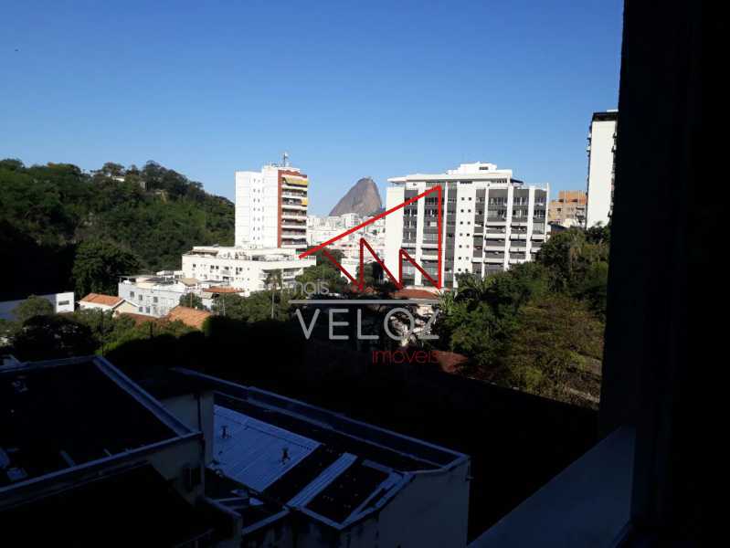 Apartamento à venda com 2 quartos, 60m² - Foto 4