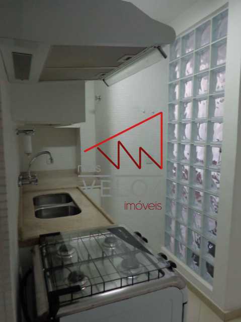 Apartamento à venda com 2 quartos, 60m² - Foto 16