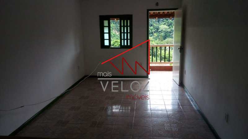 Casa à venda com 5 quartos, 250m² - Foto 17