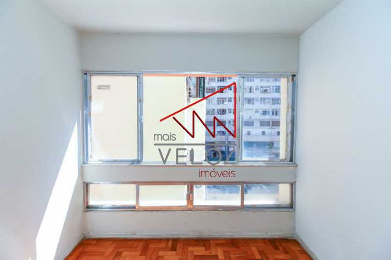 Apartamento à venda com 2 quartos, 70m² - Foto 8