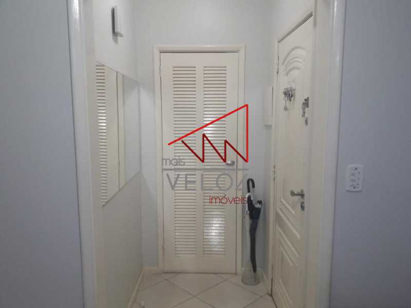 Apartamento à venda com 1 quarto, 45m² - Foto 6