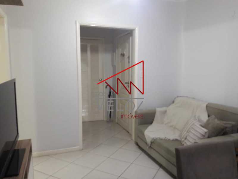 Apartamento à venda com 1 quarto, 45m² - Foto 15