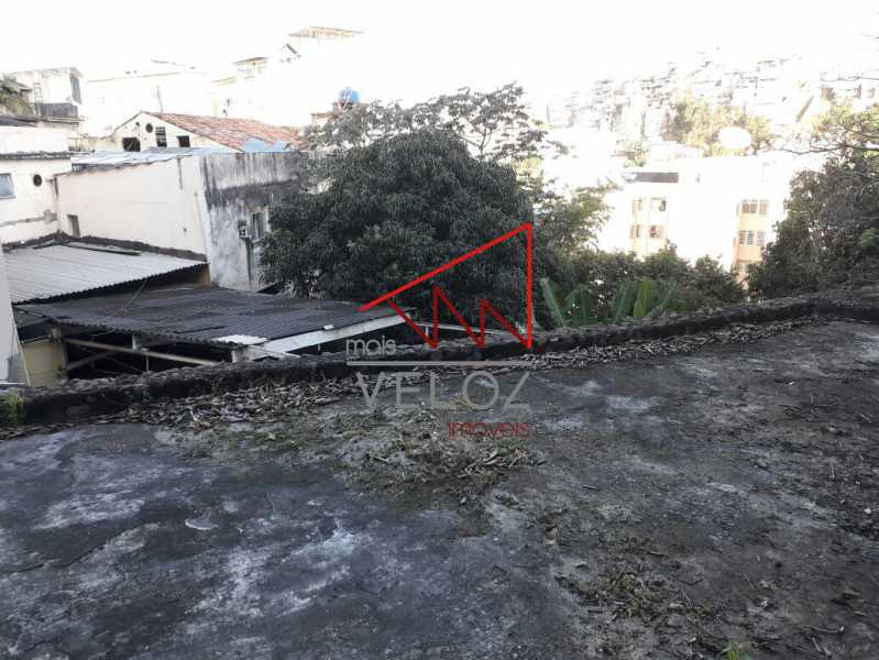 Casa à venda com 4 quartos, 400m² - Foto 18