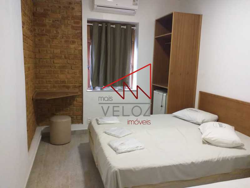 Casa à venda com 21 quartos, 1550m² - Foto 1