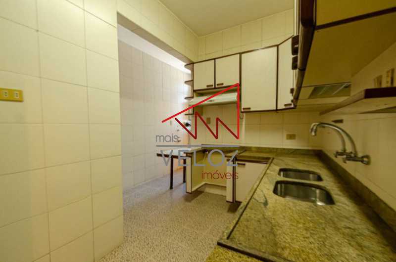 Apartamento à venda com 3 quartos, 105m² - Foto 20