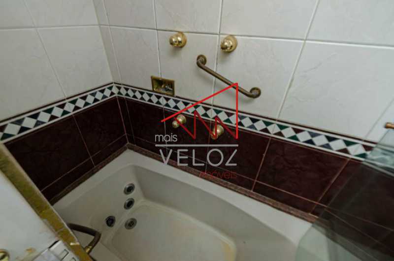 Apartamento à venda com 3 quartos, 105m² - Foto 17