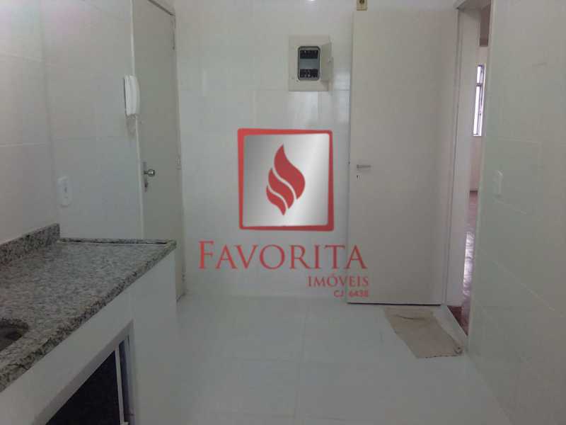 Apartamento à venda com 2 quartos, 75m² - Foto 15