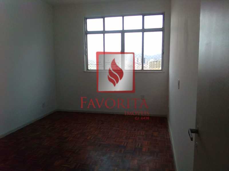 Apartamento à venda com 2 quartos, 75m² - Foto 7