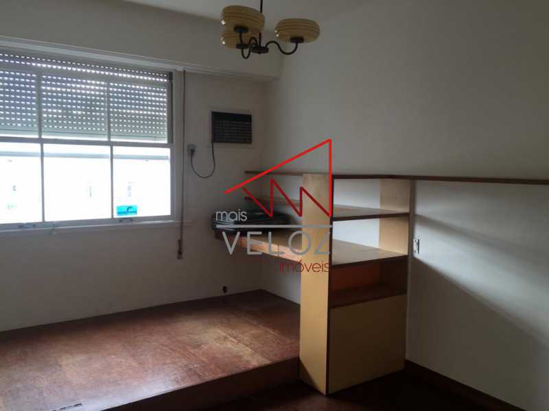 Apartamento à venda com 5 quartos, 550m² - Foto 12