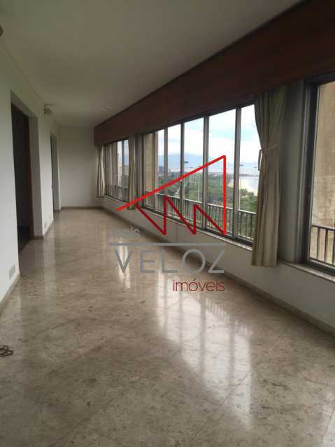 Apartamento à venda com 5 quartos, 550m² - Foto 1