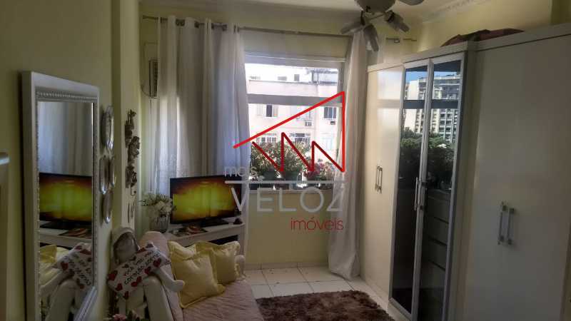 Apartamento à venda com 1 quarto, 38m² - Foto 1