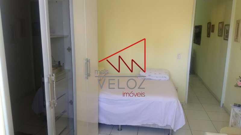 Apartamento à venda com 1 quarto, 38m² - Foto 4