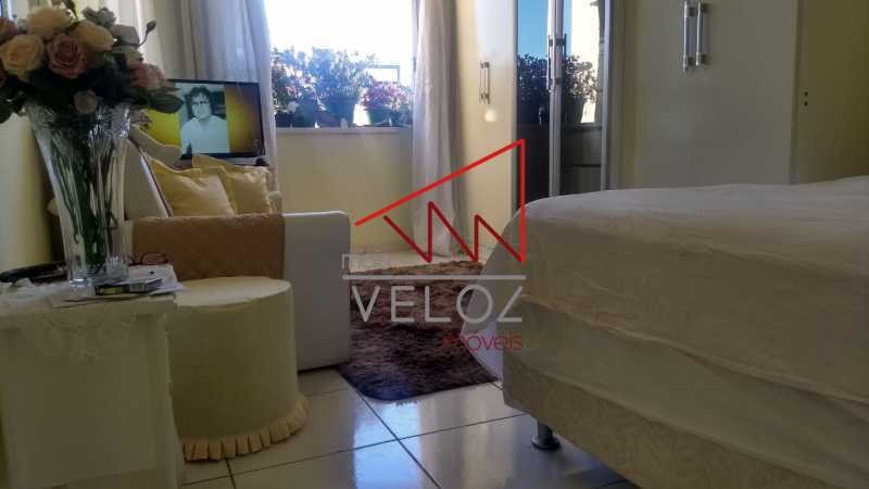 Apartamento à venda com 1 quarto, 38m² - Foto 9