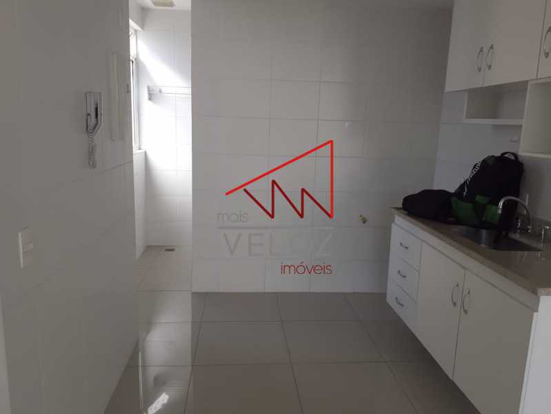 Apartamento à venda com 1 quarto, 70m² - Foto 8