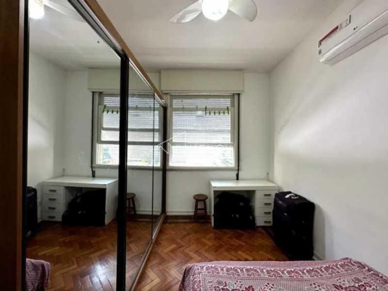 Apartamento à venda com 2 quartos, 76m² - Foto 7