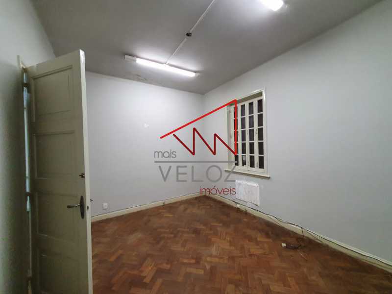 Casa à venda com 6 quartos, 500m² - Foto 22