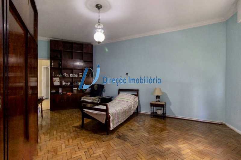 Apartamento à venda com 3 quartos, 144m² - Foto 9