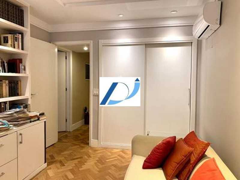 Apartamento à venda com 4 quartos, 295m² - Foto 14