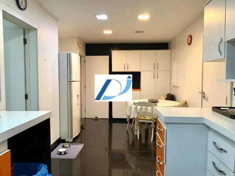 Apartamento à venda com 4 quartos, 295m² - Foto 24