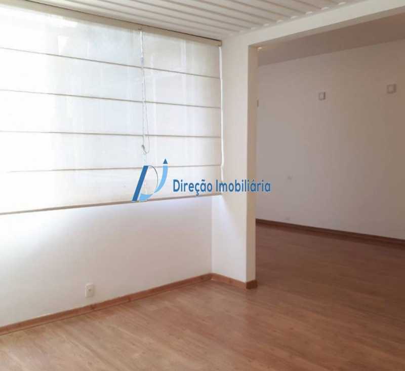 Apartamento à venda com 3 quartos, 128m² - Foto 2